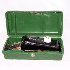 VTG Singer Hand Hold Buttonholer 160506